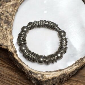 💟💎Vintage Chunky Metal Stretch Bracelet